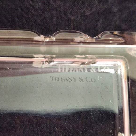 Fine Vintage Tiffany & Co. ATLAS Crystal Trinket or Jewelry Box with Lid - Picture 4 of 4